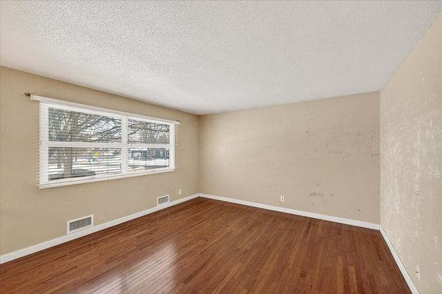 3252 Jersey Avenue S, Saint Louis Park, MN 55426