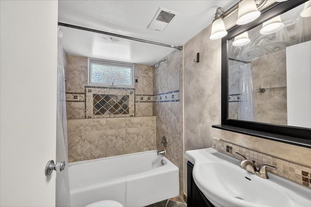 3252 Jersey Avenue S, Saint Louis Park, MN 55426