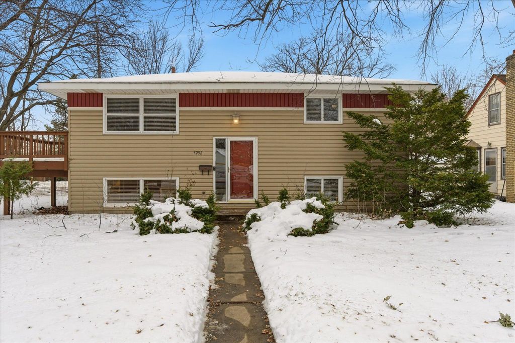 3252 Jersey Avenue S, Saint Louis Park, MN 55426