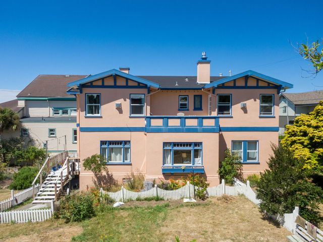 902 E Street, Eureka, CA 95501