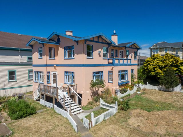 902 E Street, Eureka, CA 95501