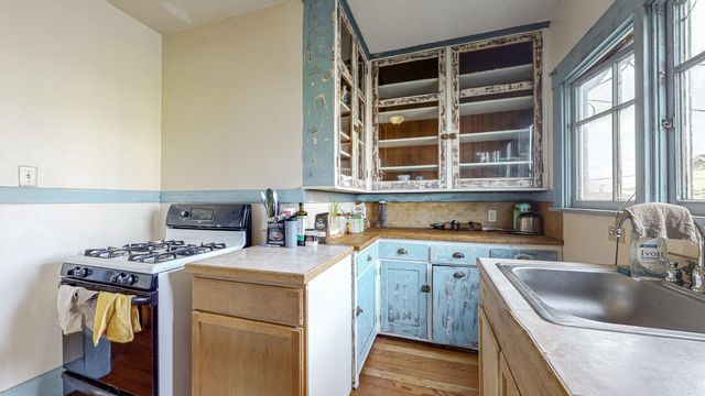 902 E Street, Eureka, CA 95501