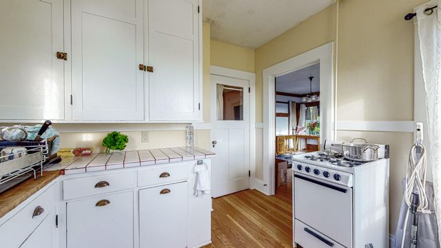 902 E Street, Eureka, CA 95501