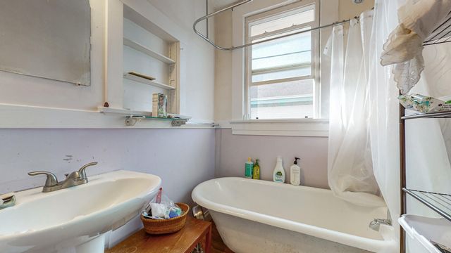 902 E Street, Eureka, CA 95501