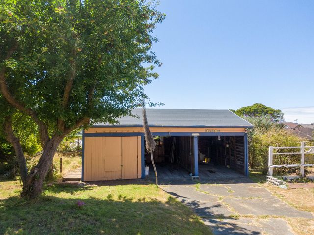 902 E Street, Eureka, CA 95501