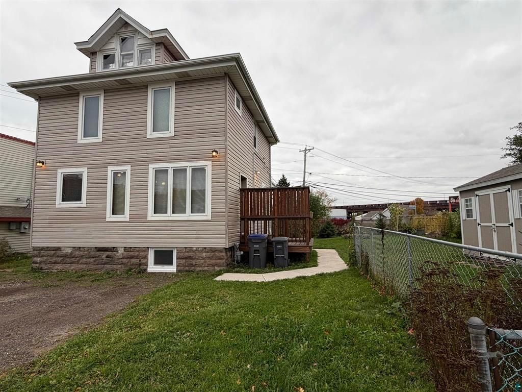 3105 W 3rd Street, Duluth, MN 55806 — exterior