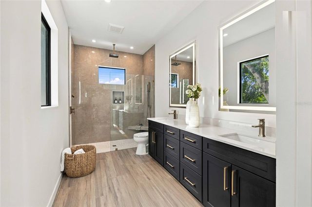 2258 ARLINGTON STREET, Sarasota, FL 34239