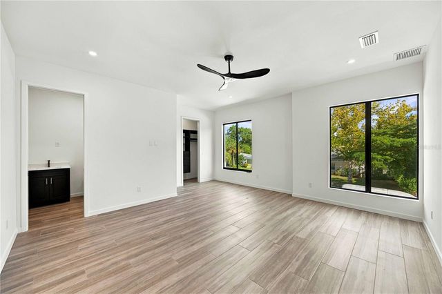 2258 ARLINGTON STREET, Sarasota, FL 34239