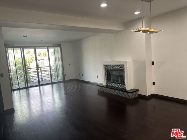 520 S Kingsley Drive 406, Los Angeles, CA 90020
