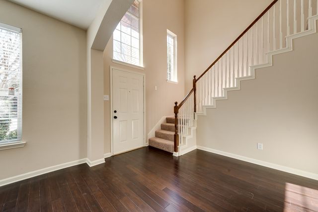 401 Preston Oaks Drive, Lewisville, TX 75067