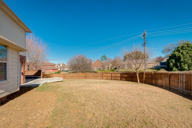 401 Preston Oaks Drive, Lewisville, TX 75067