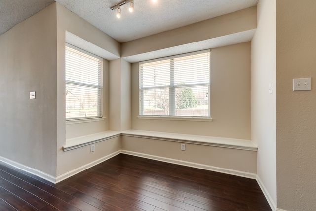 401 Preston Oaks Drive, Lewisville, TX 75067