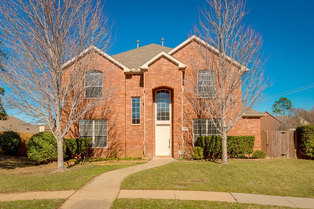 401 Preston Oaks Drive, Lewisville, TX 75067