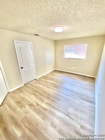 5830 Royal Haven, San Antonio, TX 78239