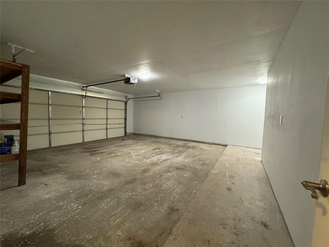 4006 Hunnington Drive, Conroe, TX 77303