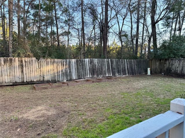 4006 Hunnington Drive, Conroe, TX 77303