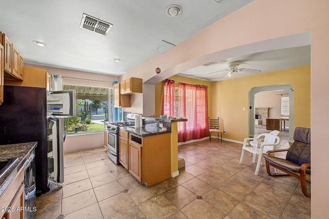708 E PEPPER Place, Mesa, AZ 85203