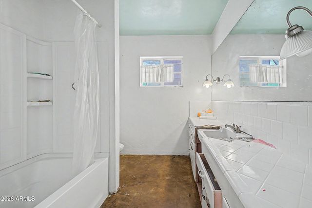 708 E PEPPER Place, Mesa, AZ 85203