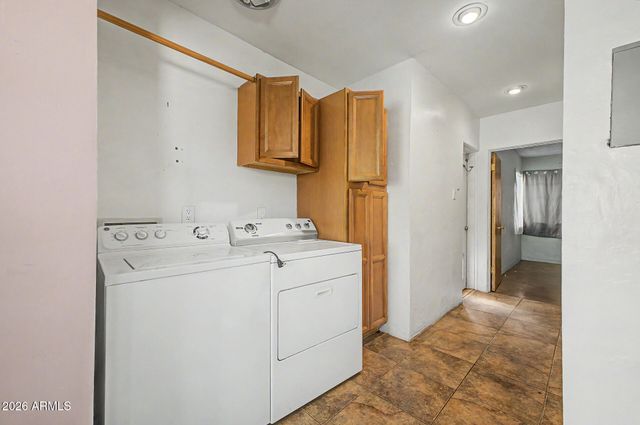 708 E PEPPER Place, Mesa, AZ 85203