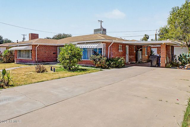 708 E PEPPER Place, Mesa, AZ 85203