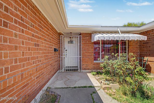 708 E PEPPER Place, Mesa, AZ 85203