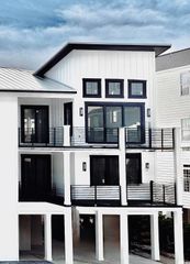 210 B 28th Ave. N, North Myrtle Beach, SC 29582