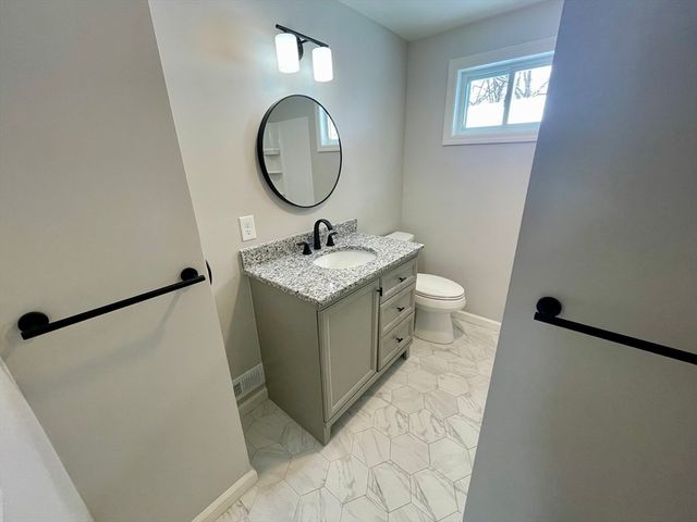 34 Foster Dr. 34, Framingham, MA 01701