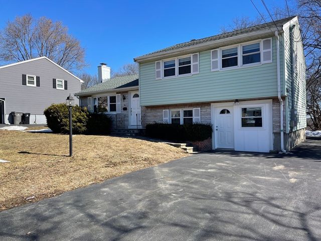 34 Foster Dr. 34, Framingham, MA 01701