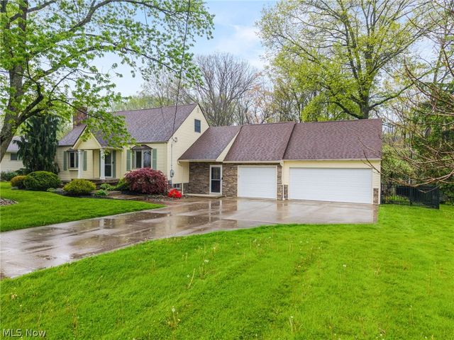 10743 Chippewa Road, Brecksville, OH 44141