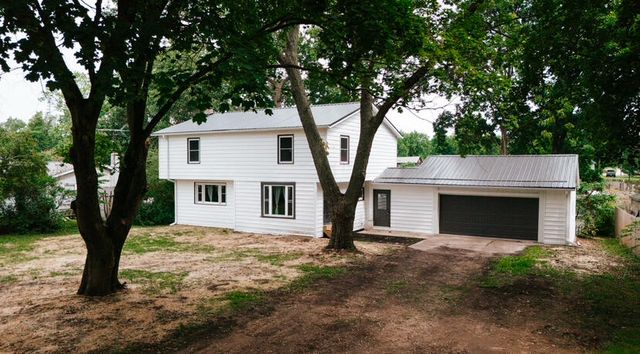26370 S Shore Drive, Mendon Twp, MI 49072