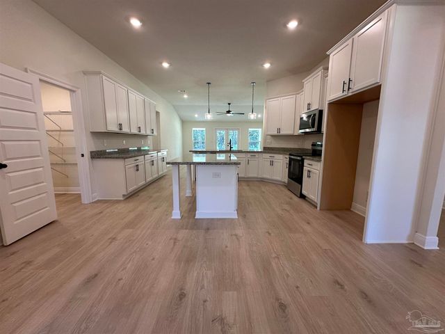 5223 Wahoo Rd, Pace, FL 32571