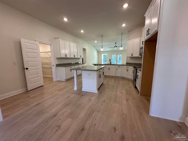 5223 Wahoo Rd, Pace, FL 32571