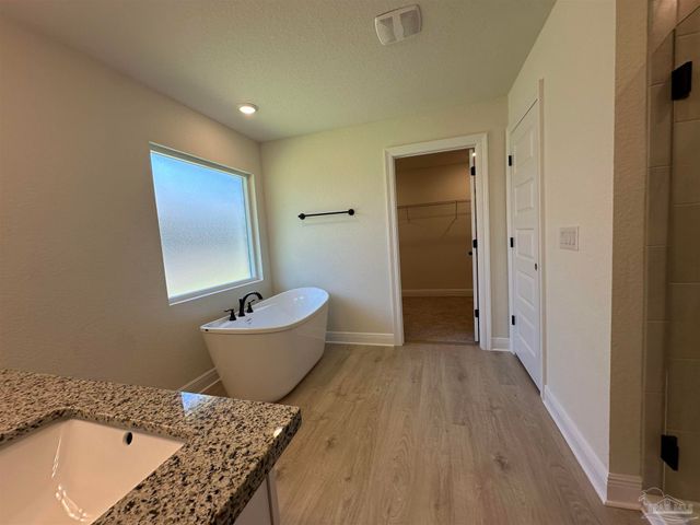 5223 Wahoo Rd, Pace, FL 32571