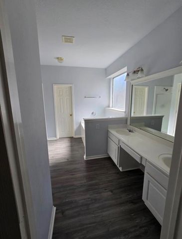 14202 Anson Grove Lane, Sugar Land, TX 77498