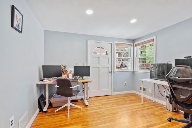 81 Princeton Ave, Waltham, MA 02451