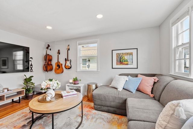 81 Princeton Ave, Waltham, MA 02451