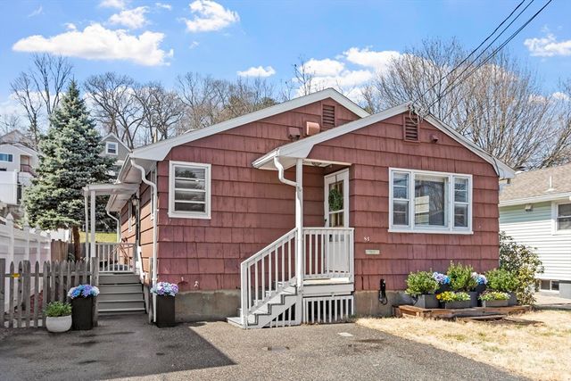 81 Princeton Ave, Waltham, MA 02451