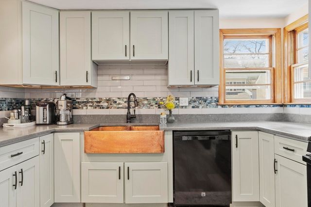 81 Princeton Ave, Waltham, MA 02451