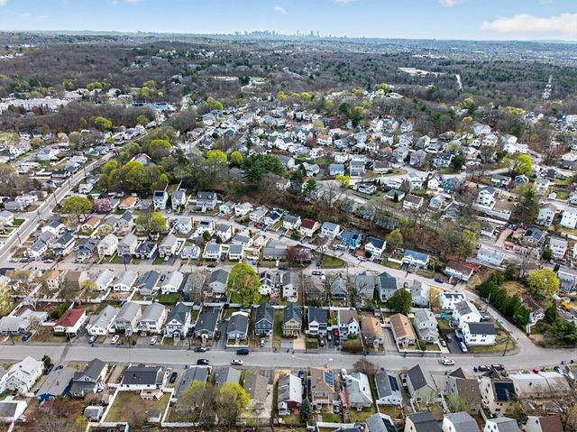 81 Princeton Ave, Waltham, MA 02451