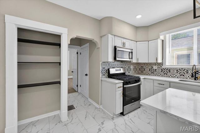 4636 Seibert Avenue, St Louis, MO 63123