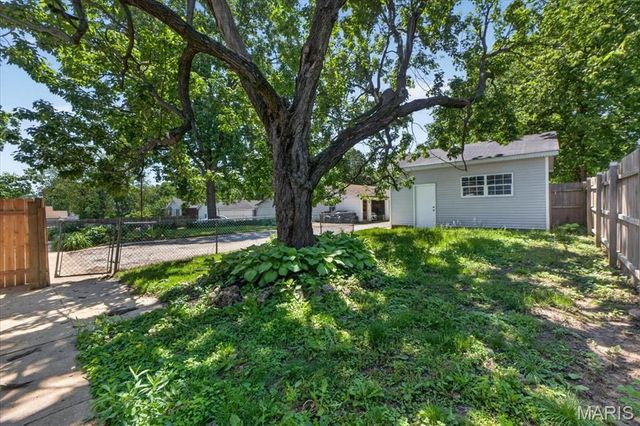 4636 Seibert Avenue, St Louis, MO 63123