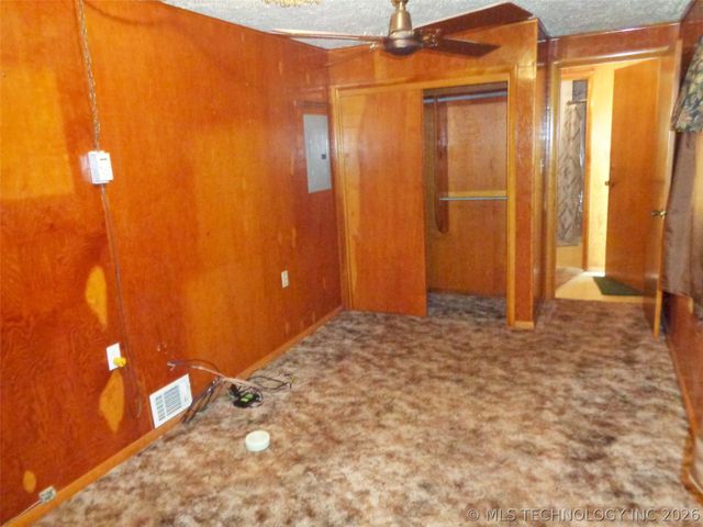 211 Oak Avenue, Stigler, OK 74462
