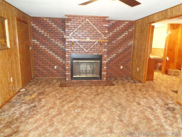 211 Oak Avenue, Stigler, OK 74462