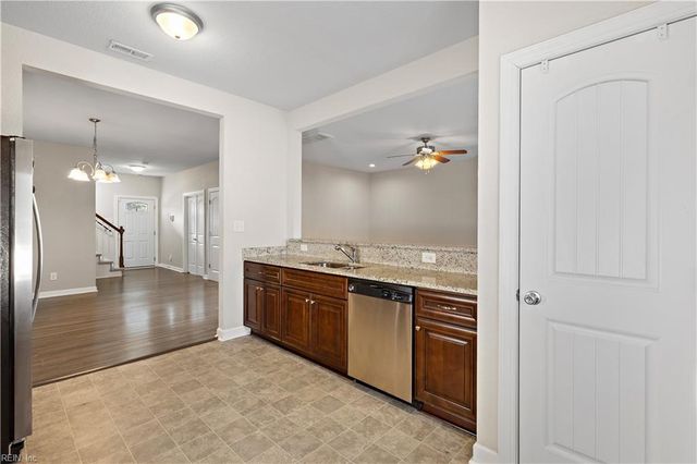 4012 Race ST, Portsmouth, VA 23707