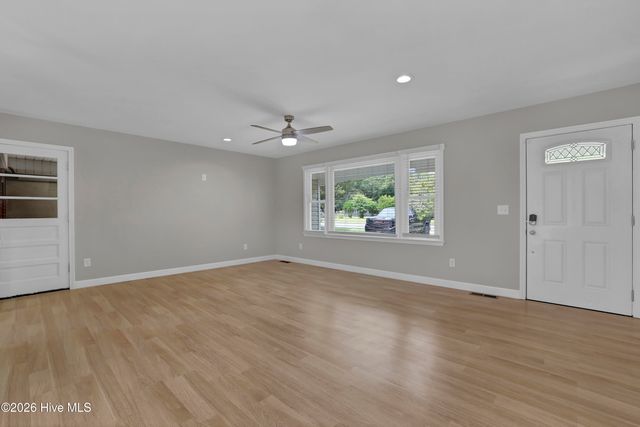 122 Silva Terra Drive, Wilmington, NC 28412