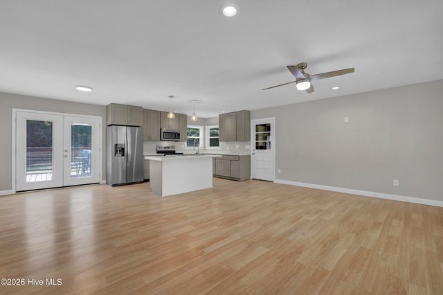 122 Silva Terra Drive, Wilmington, NC 28412