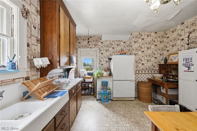 36602 Kinzel Road, Avon, OH 44011