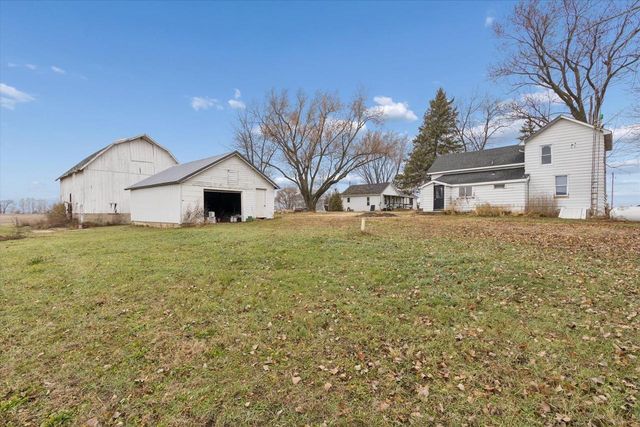 6337 & 6343 W Highway 11, Janesville, WI 53548