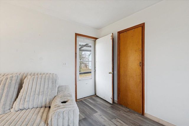 6337 & 6343 W Highway 11, Janesville, WI 53548