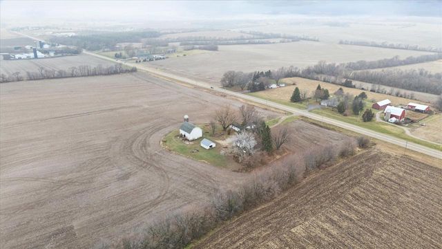 6337 & 6343 W Highway 11, Janesville, WI 53548